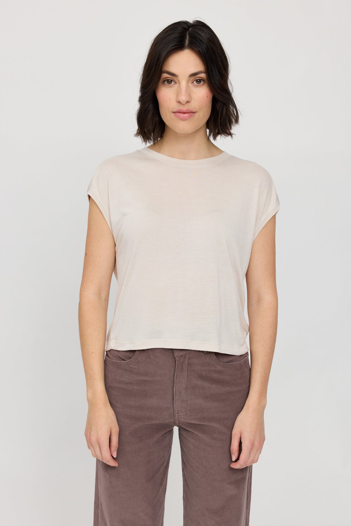 Sommerhose mit weitem Bein in Graubraun von Mazine