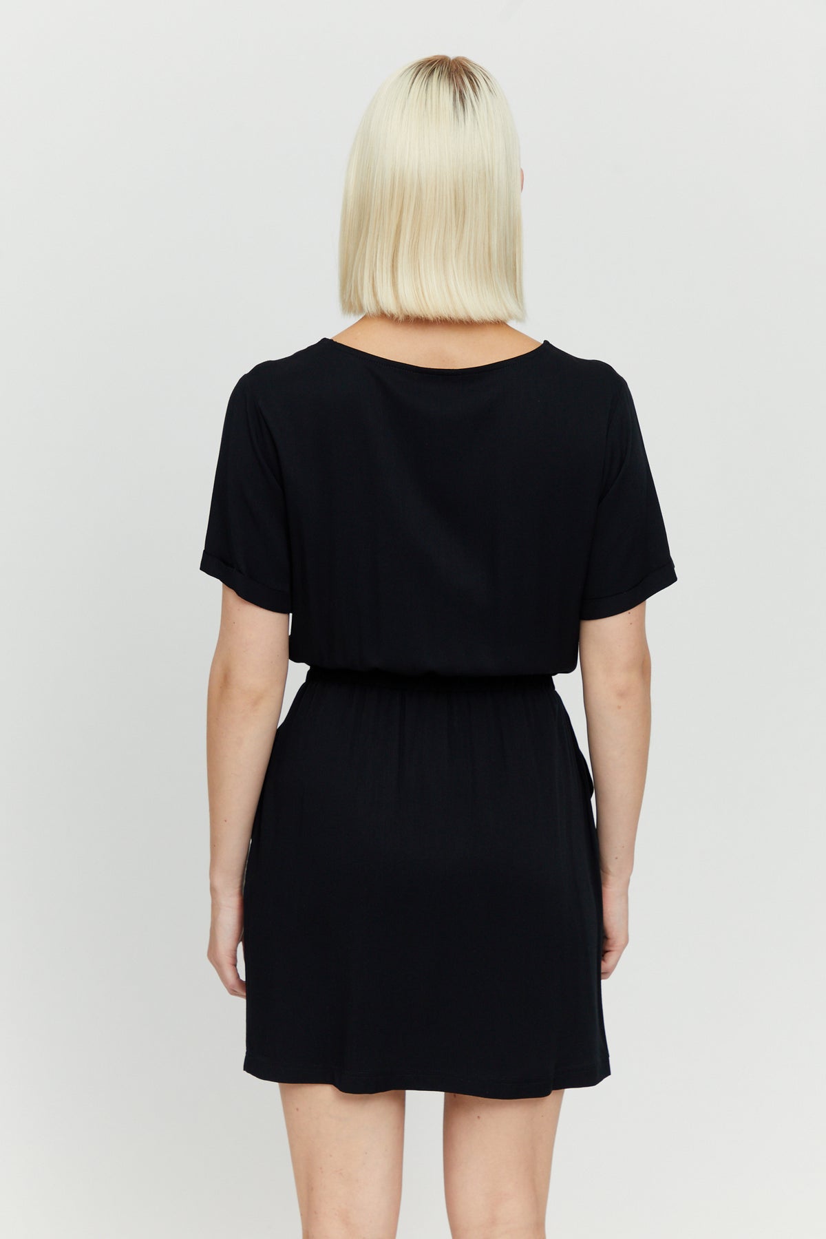 Sommerkleid in Schwarz von Mazine