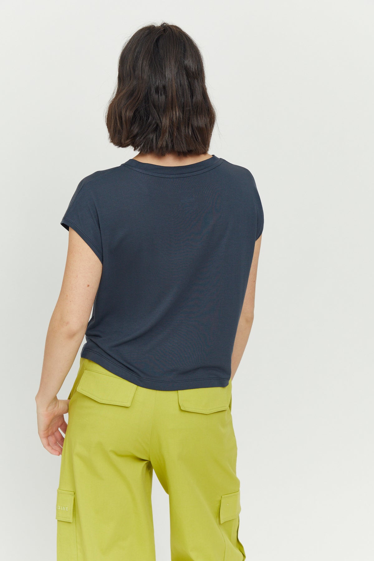 T-shirt aus Ecovero in Tintenblau von Mazine