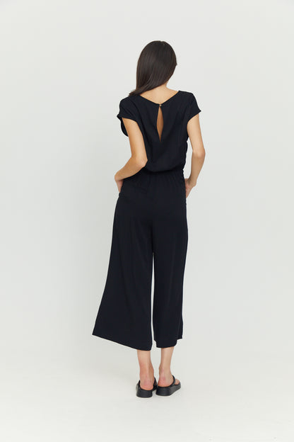 Jumpsuit Ecovero in Schwarz von Mazine