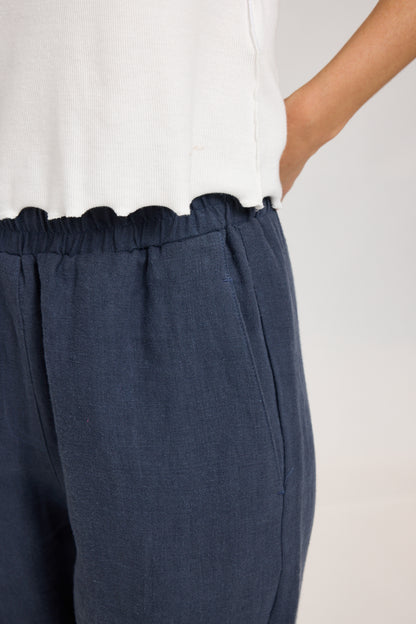 SALE: Leinenhose in ink blue von Mazine
