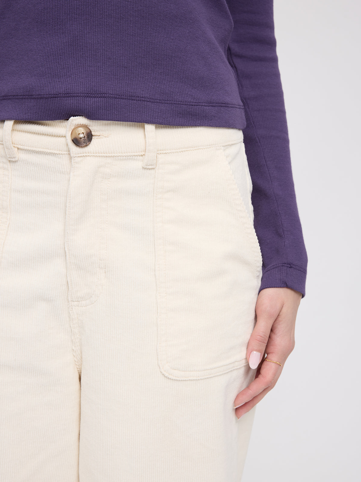 Cordhose Relaxed in Tofu von Mazine