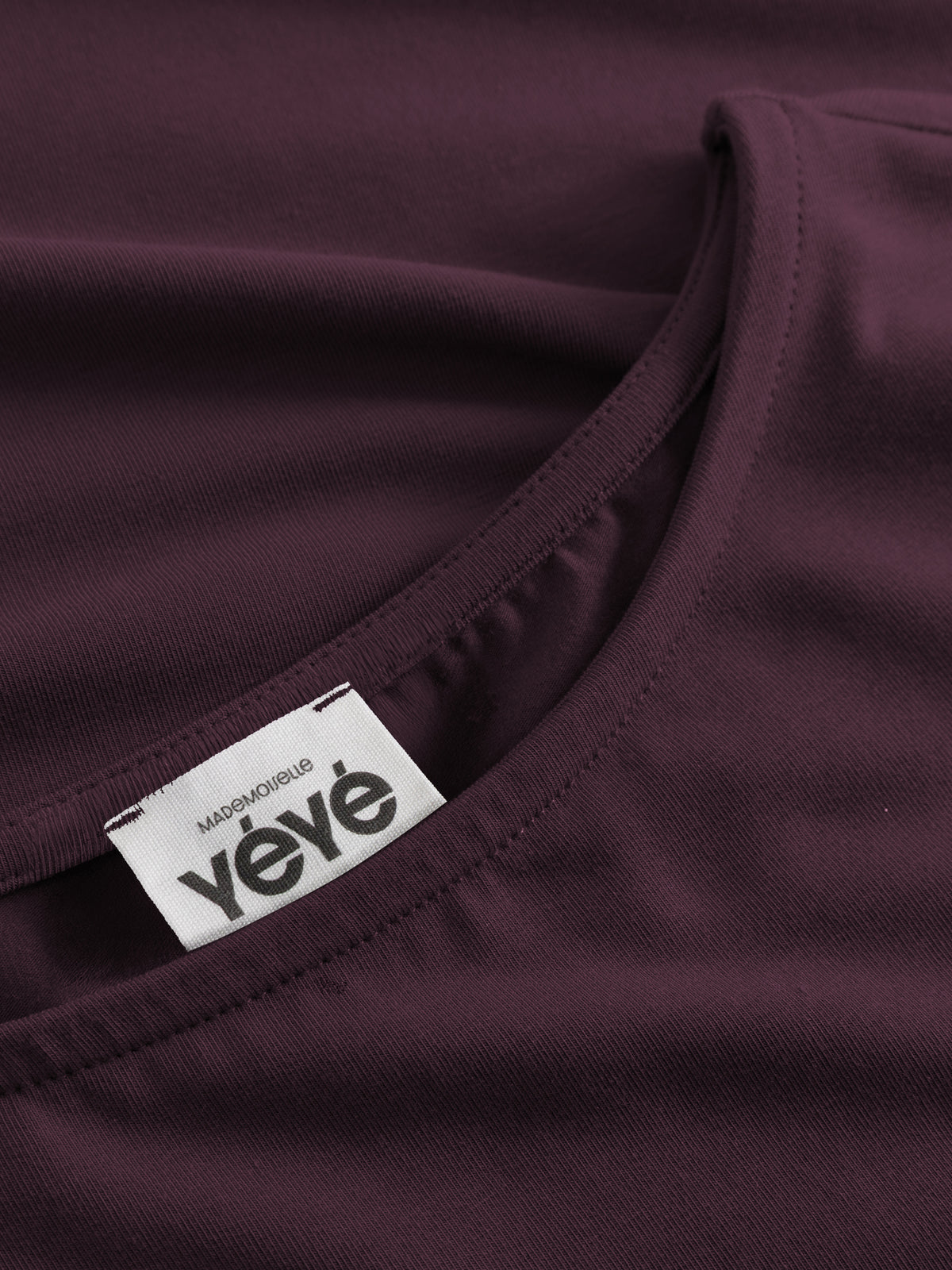 Top in Aubergine von Mademoiselle Yéyé