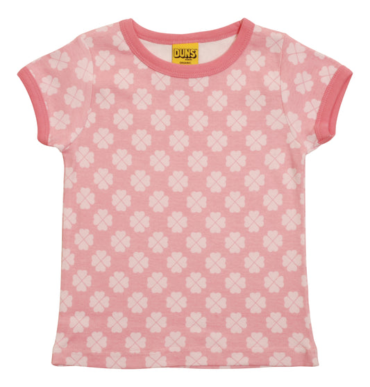 T-shirt mit Klee auf Rosa von DUNS
