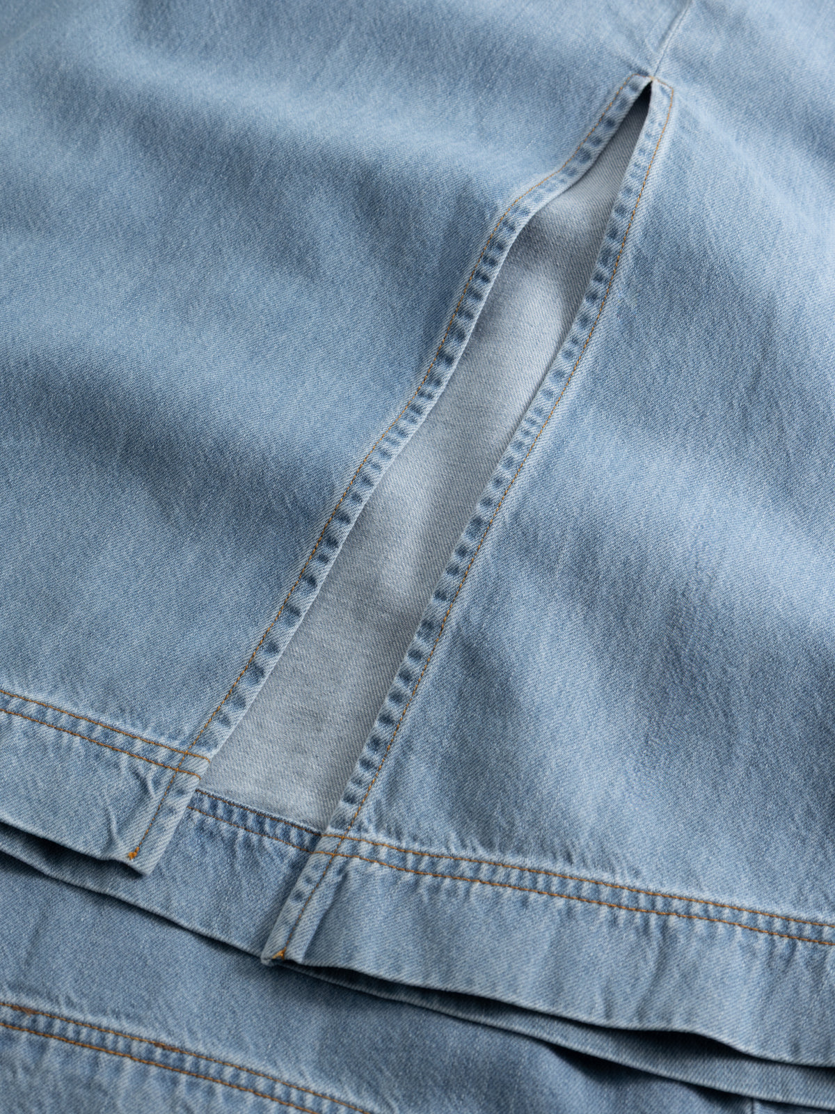 Sommerkleid in hellem Denim von Mademoiselle Yéyé