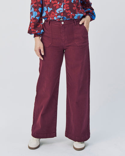 Jeans-Hose mit weitem Bein in Port von Mademoiselle Yéyé