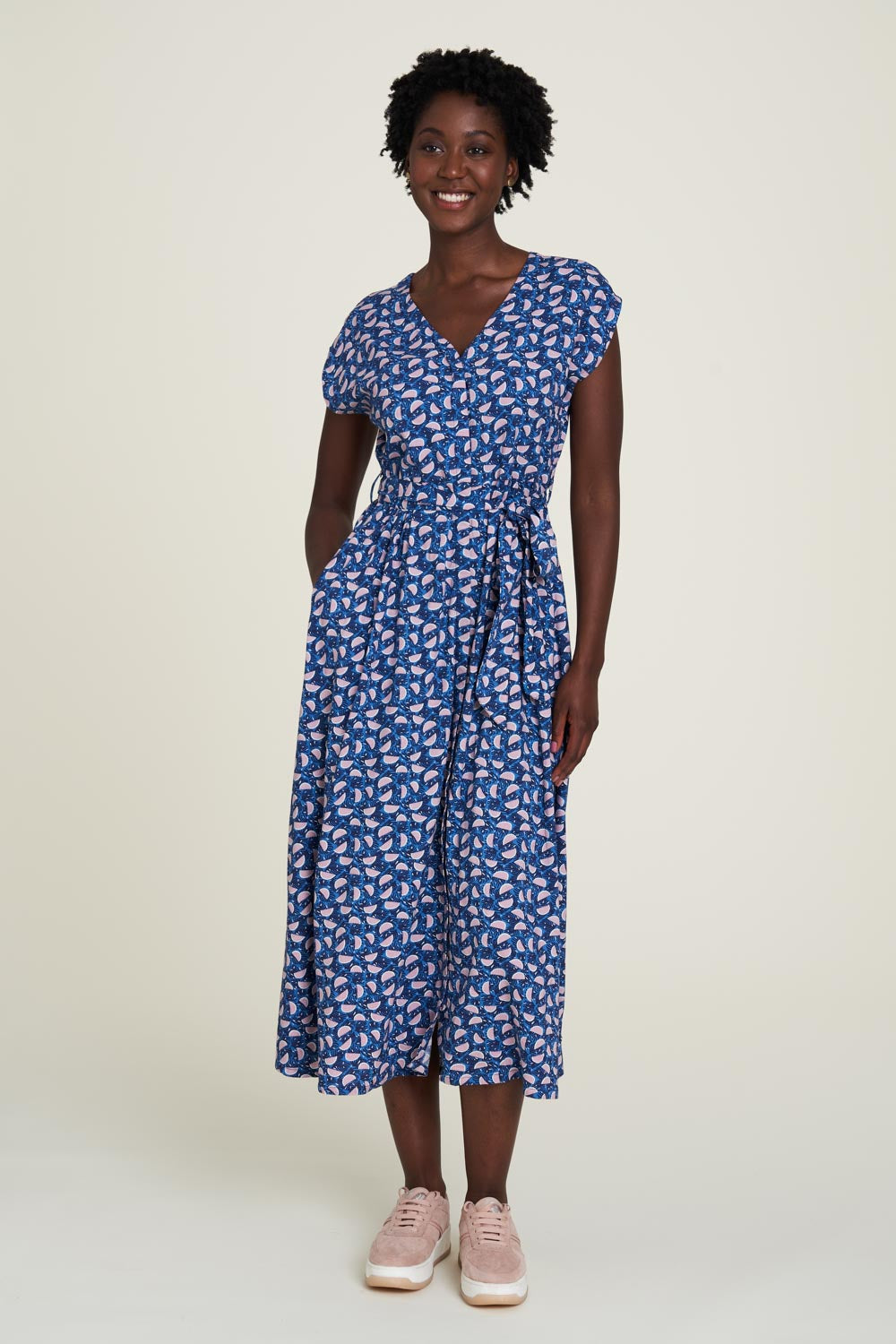 SALE -50%: Langes Ecovero Kleid Fruity von Tranquillo