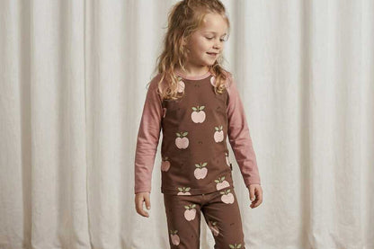Pyjama 2-teilig mit Apfel von Maxomorra