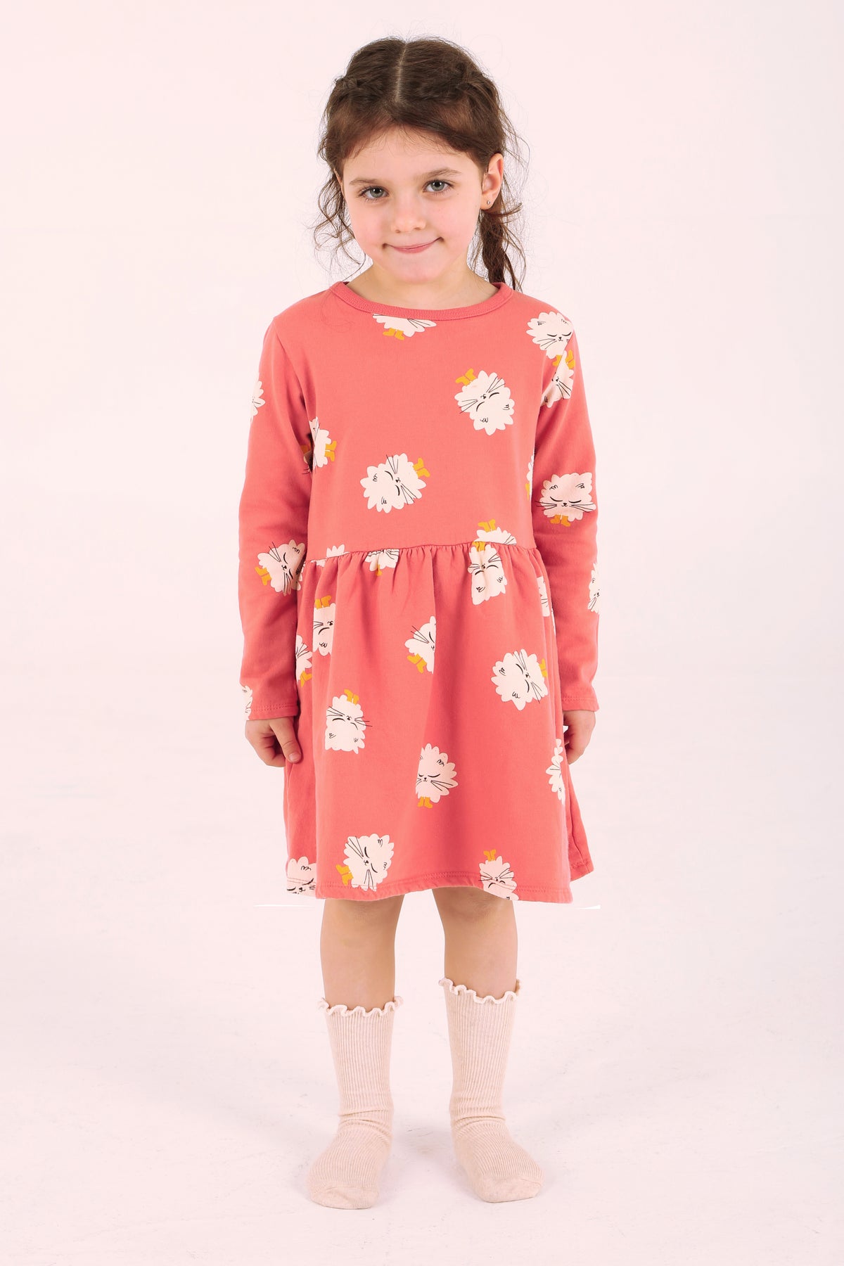 Kleid mit Regenstiefel-Kätzchen