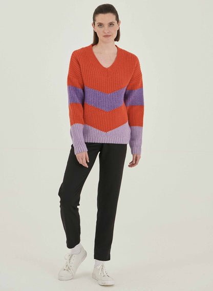 SALE -50%: Woll-Pullover gestrickt in Orangerot/Violet/Lila von Organication