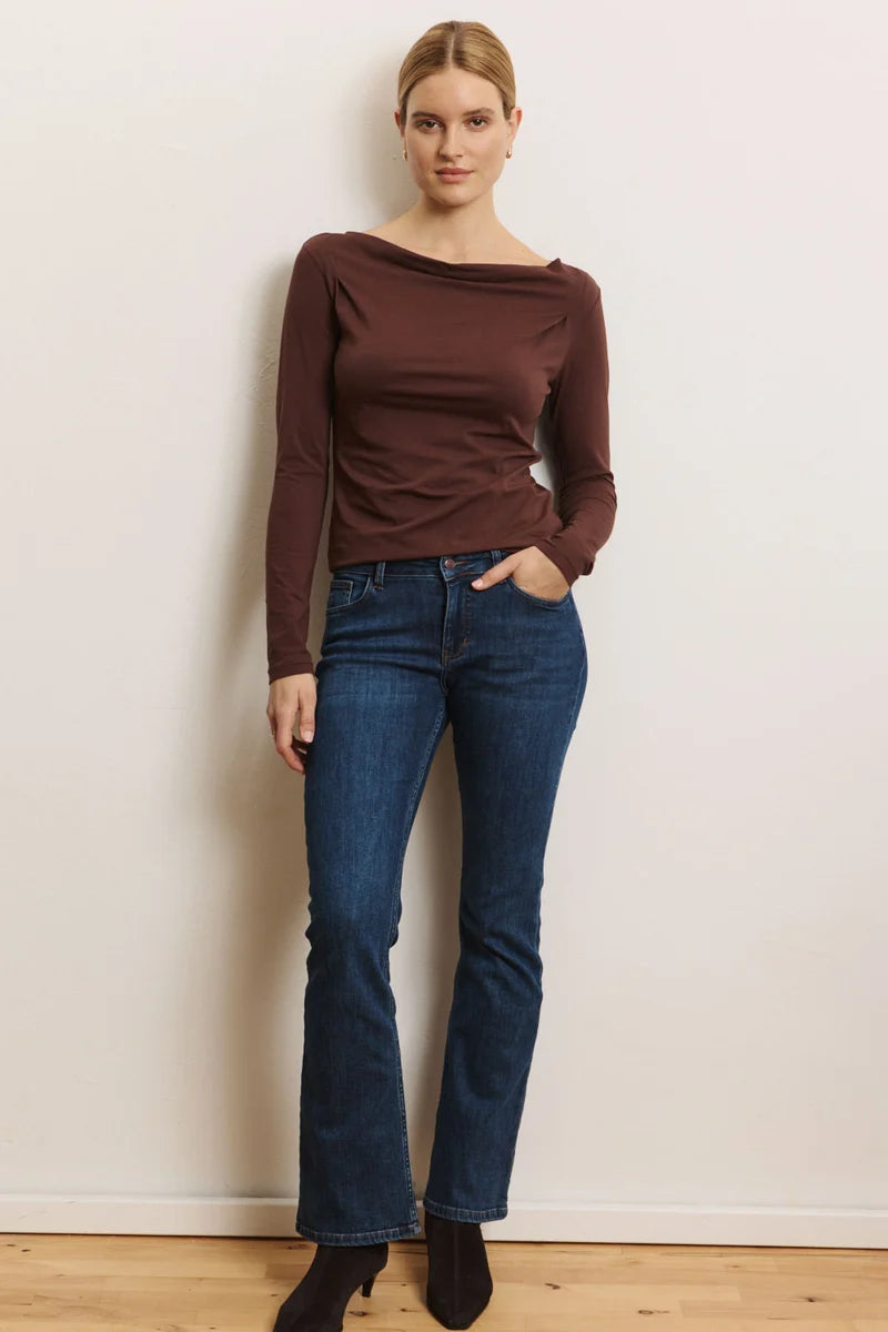 Shirt mit Wassfall-Kragen in Chocolat von Tranquillo