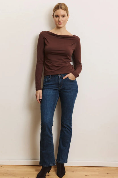 Shirt mit Wassfall-Kragen in Chocolat von Tranquillo