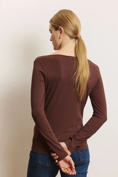 Shirt mit Wassfall-Kragen in Chocolat von Tranquillo