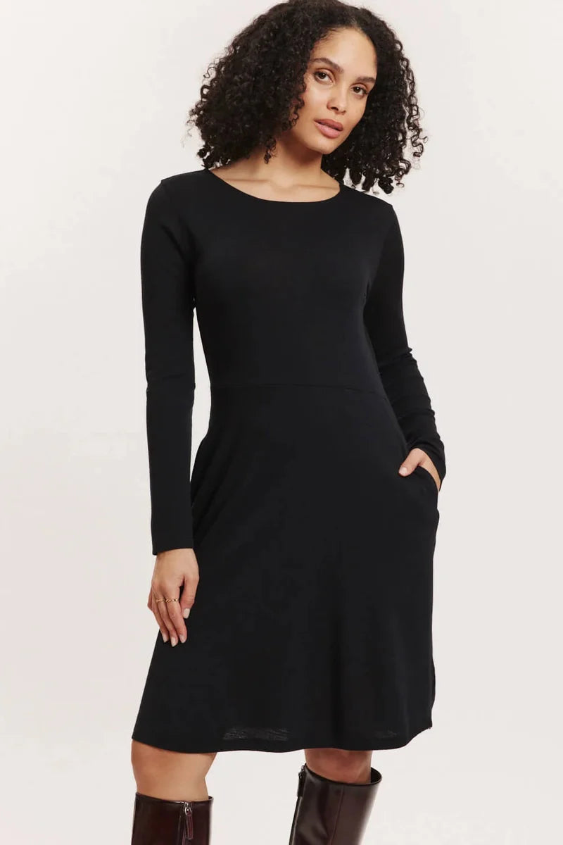 Wolle-Kleid in Schwarz von Tranquillo