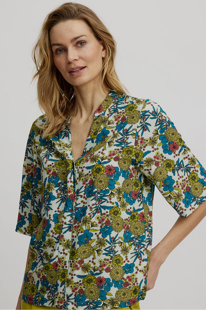 Kurzarm-Bluse mit Blumenmuster von Tranquillo