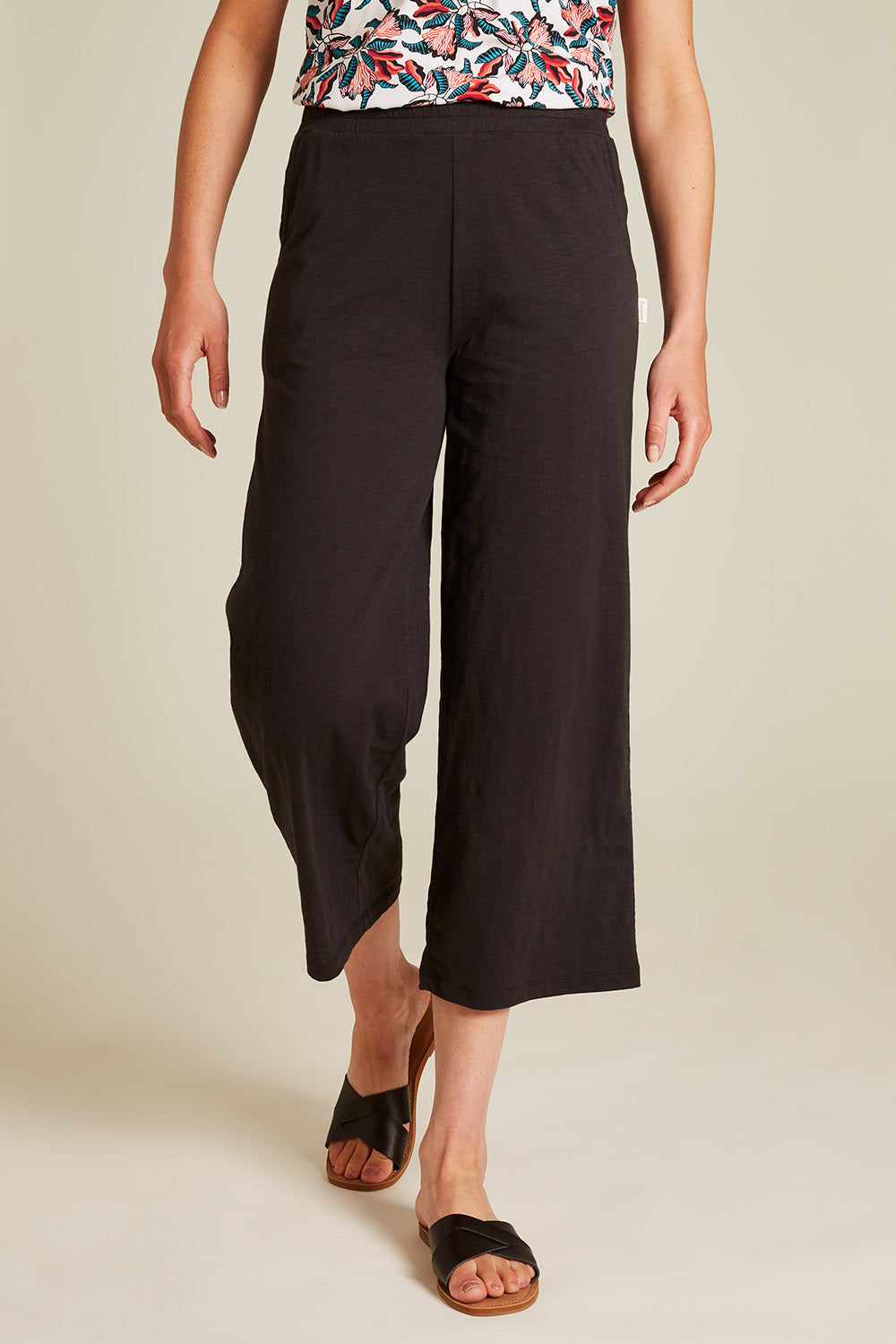 Lockere Hose in Schwarz von Tranquillo