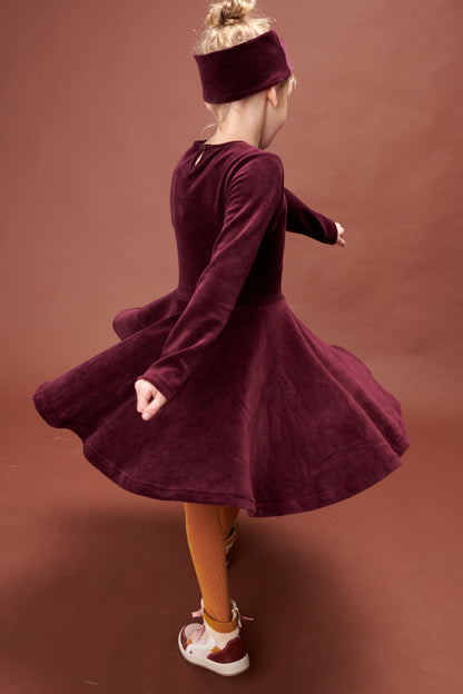 Velours-Kleid in Port Royale
